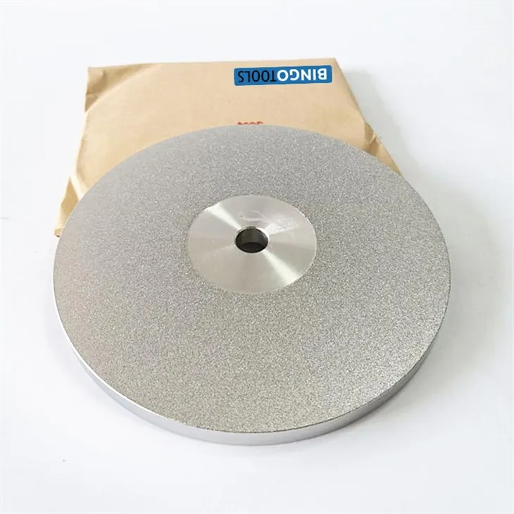 Dokončovací diamantový brusný kotouč