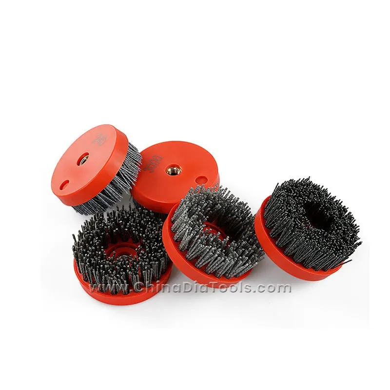 Round Diamond Brush